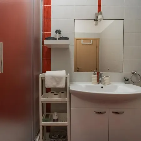 Zara Apartman Petrcane