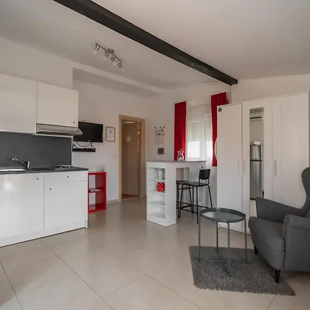 Zara Apartamento Petrcane