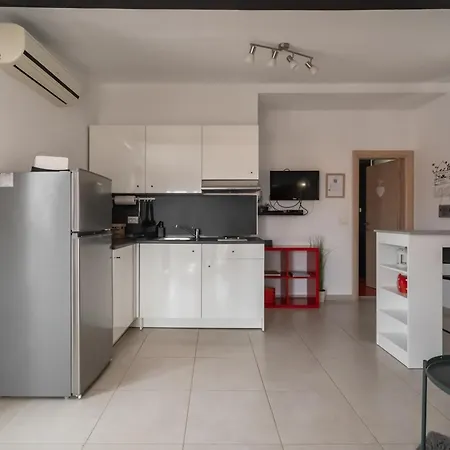 Zara Apartman Petrcane